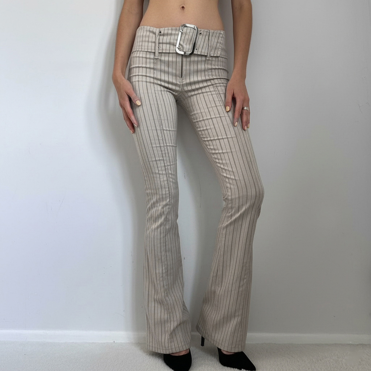 Retro striped contrasting color metal buckle design woven trousers, versatile casual low-waisted hot girl trousers with slight bootcut