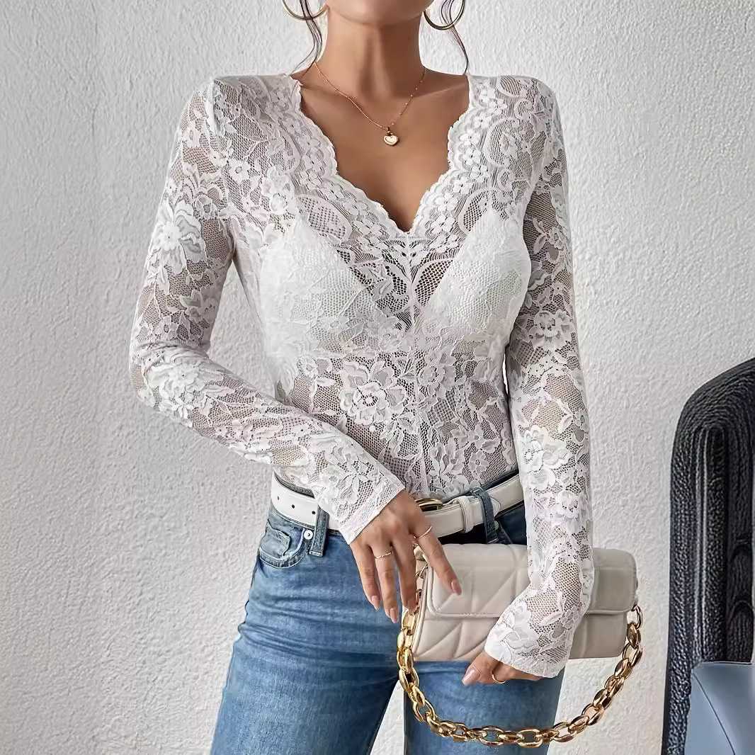 Spring and Autumn Sexy Single Layer Floral Lace Fan Decoration Bottoming Top for Women
